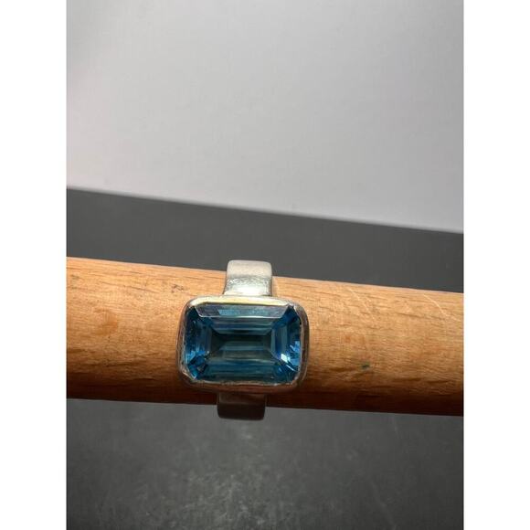 NEW Swiss blue topaz sterling silver ring size 7 / 6.65 grams - Picture 7 of 11